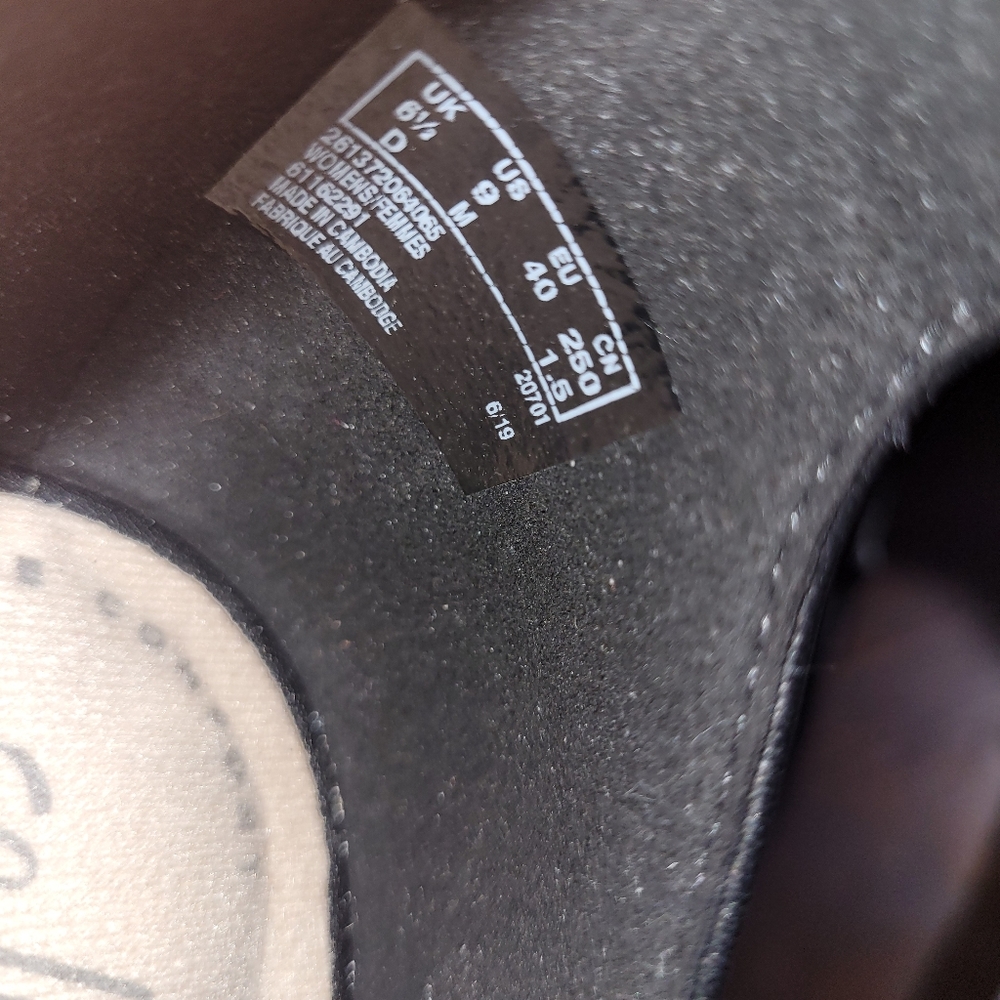 Clarks collection - Picture 4 of 10